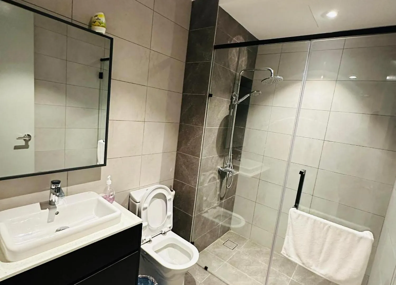 Residensi Akson Bukit Bintang Axon Nearby Pavilion Trx Kuala Lumpur Aparthotel