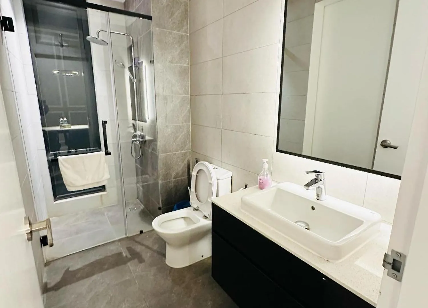 Residensi Akson Bukit Bintang Axon Nearby Pavilion Trx Kuala Lumpur